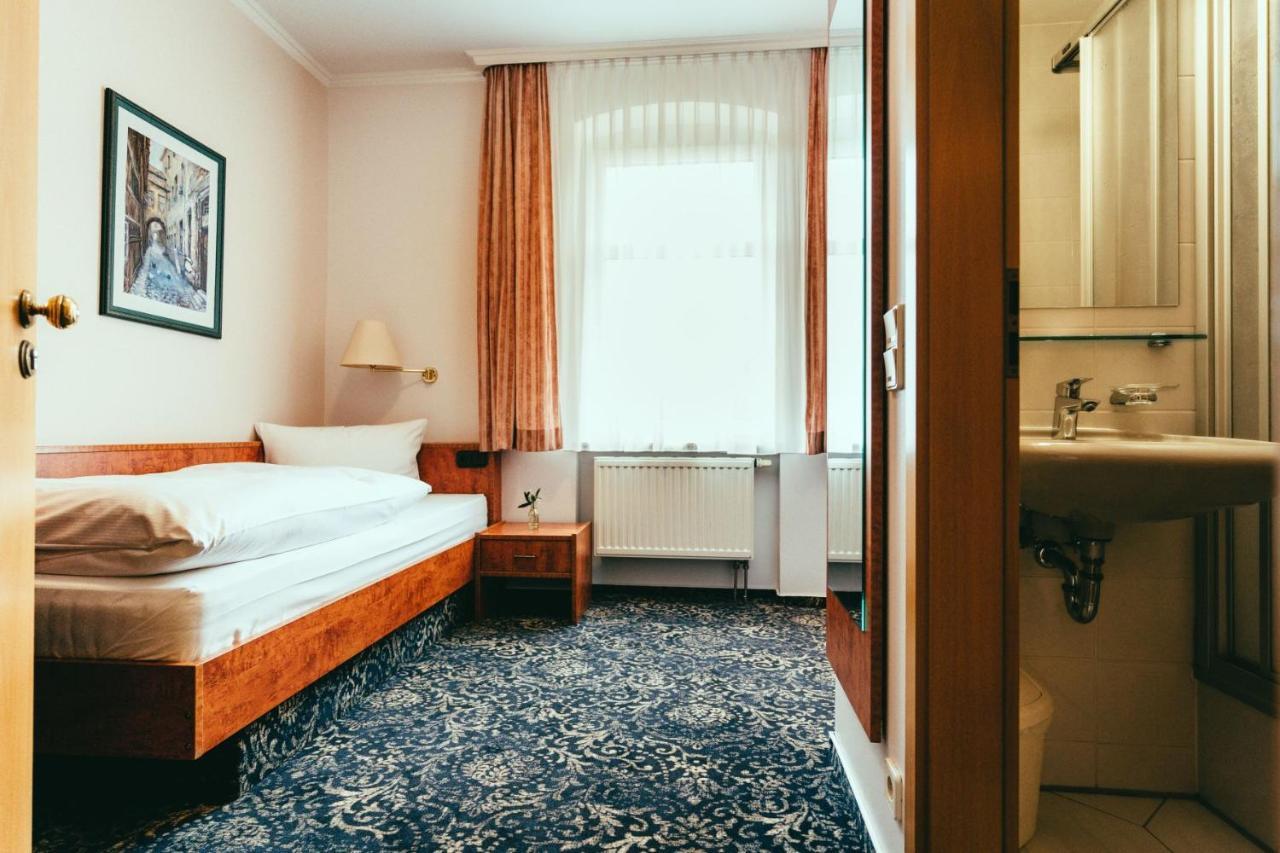 Landhotel Classic 오라니엔부르크 외부 사진