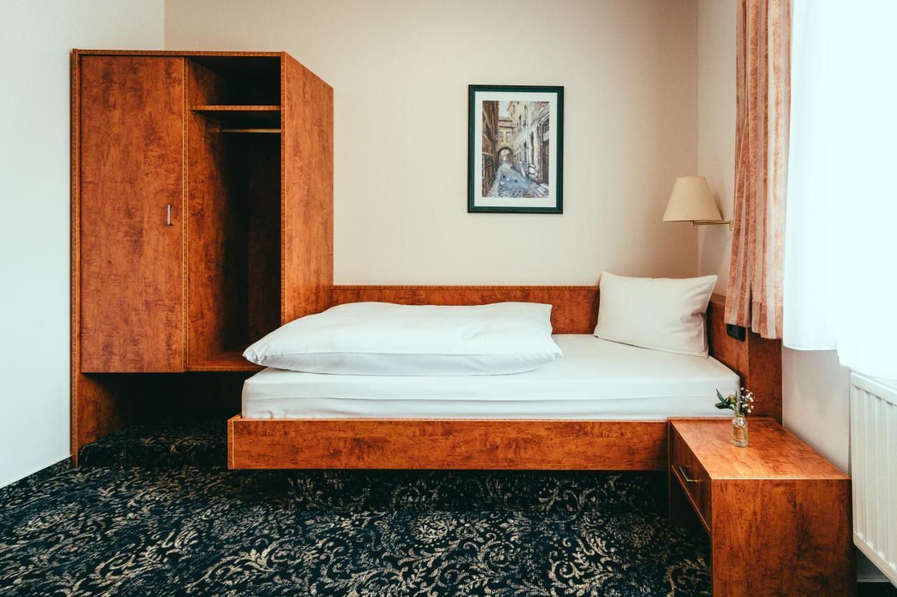 Landhotel Classic 오라니엔부르크 외부 사진